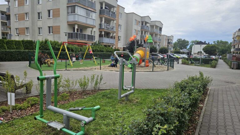 Salon 16 m² z klimatyzacją i rozkładanym narożnikiem
